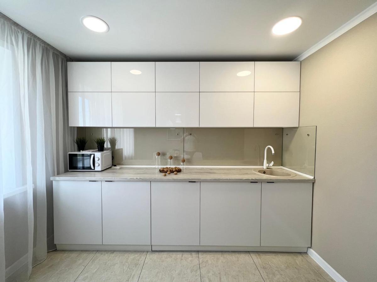 Luxury Apartments Павлодар Екстер'єр фото