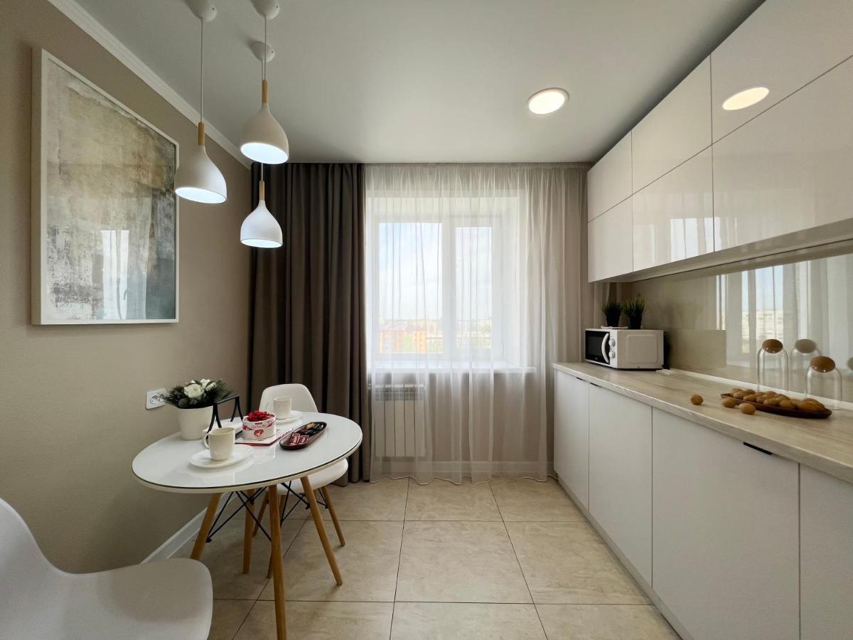 Luxury Apartments Павлодар Екстер'єр фото